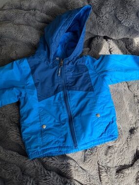 Columbia Two-Tone Blue Hooded & Water Resistant Kids Puffer Jacket